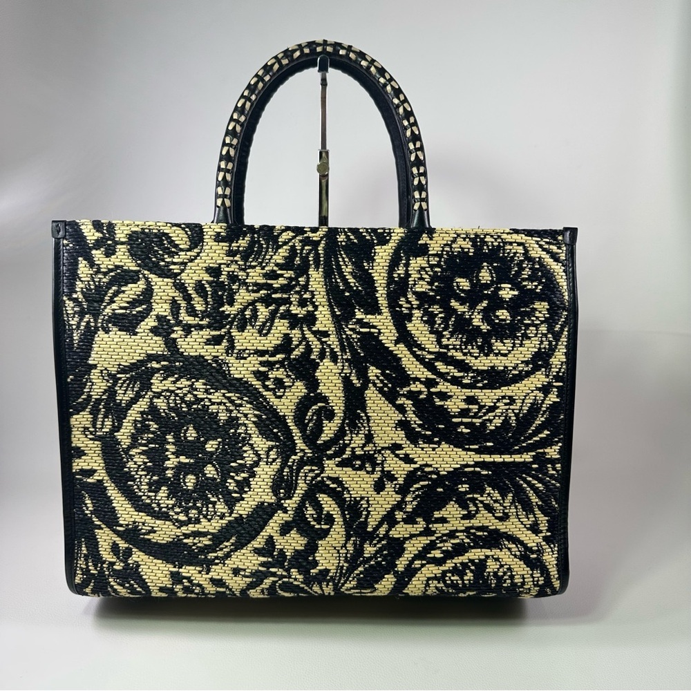 NEW! Extra Large Versace Athena Baroque Tote - Picture 4 of 11